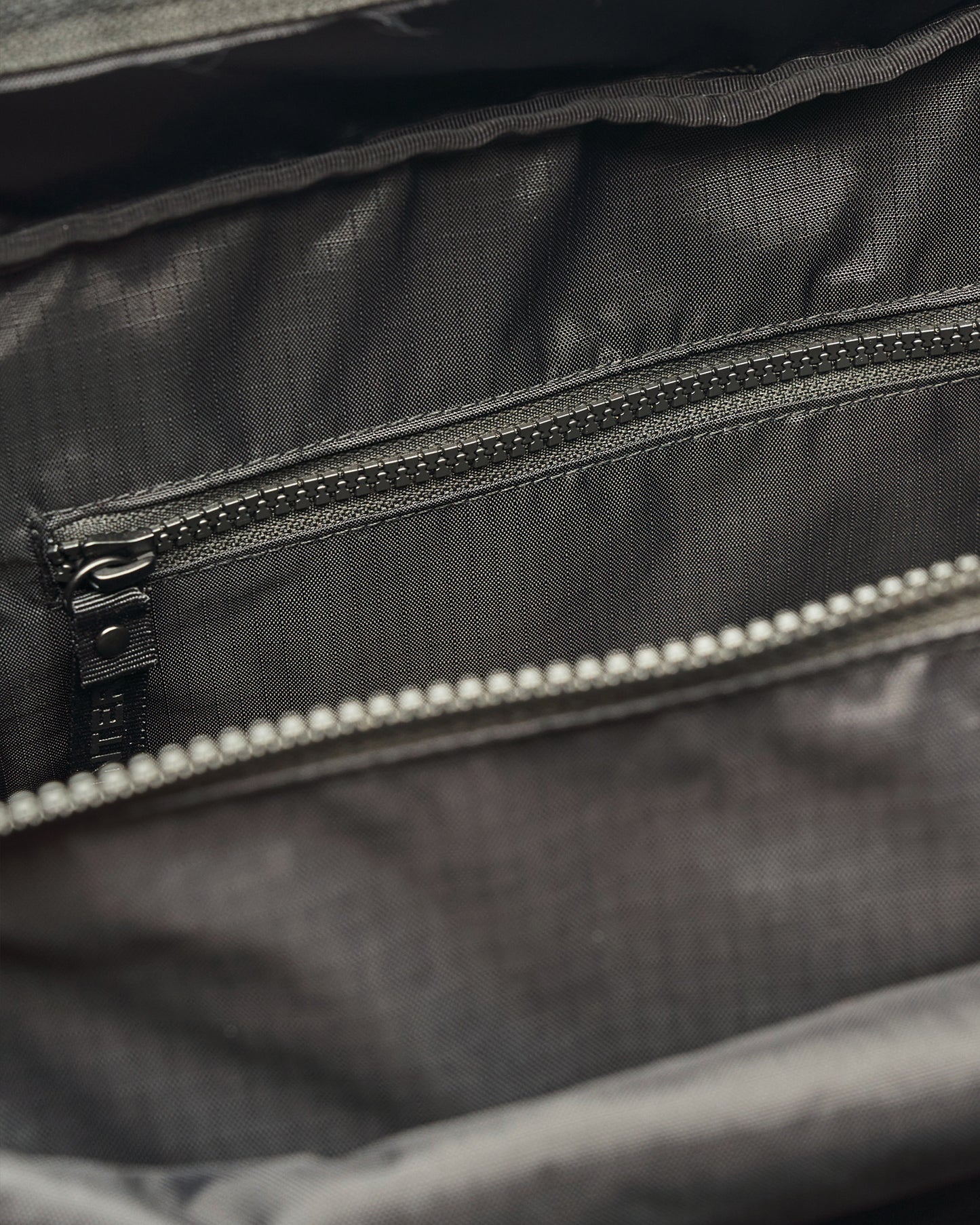 TRAVEL RIPSTOP HOLDALL