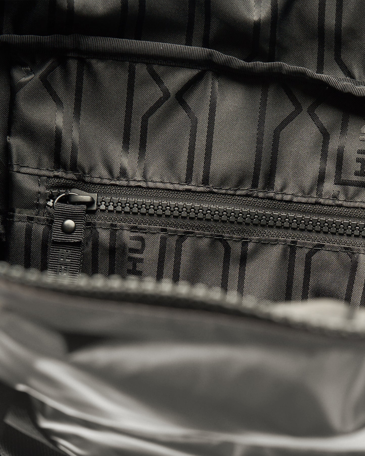 TRAVEL RIPSTOP HOLDALL